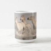 Pferd Galopp im Mittelmeer Kaffeetasse (Mittel)