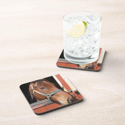 Pferd in der Scheune Untersetzer (Rechte Seite)