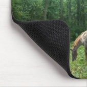 Pferd in der Wiese Mousepad (Ecke)