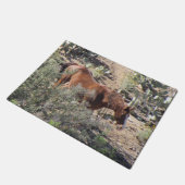 Pferd in der Wüste Fußmatte (Schrägansicht)
