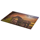 Pferd in Paddock Personalisiert Schneidebrett (Ecke)