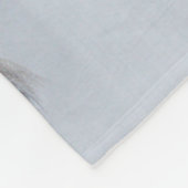 Pferd läuft durch den Schnee Fleecedecke (Ecke)