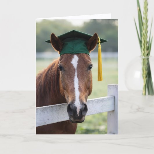 Pferd mit grüner Abschlussmütze Karte (Vorderseite)