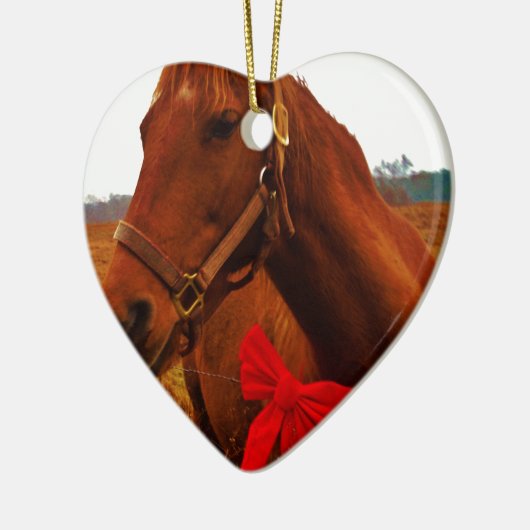 Pferd mit Red Bow Keramikornament (Links)