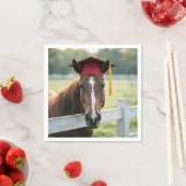 Pferd mit roter Abschlussmütze Serviette (Beispiel)