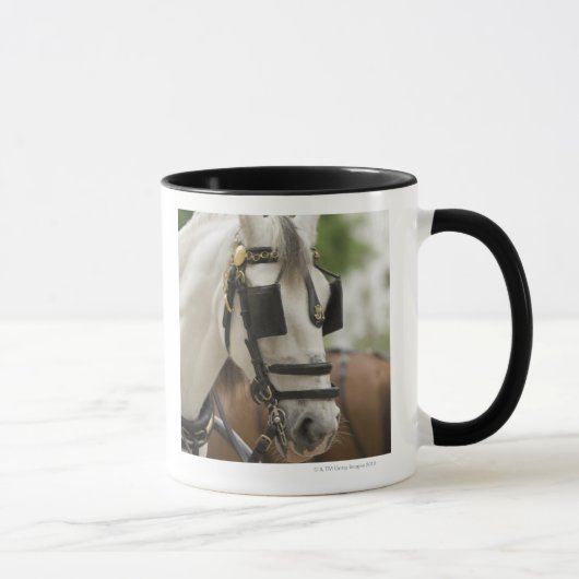 Pferd mit Scheuklappen Tasse (Rechts)