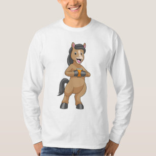 Pferd mit Tasse von Orangensaft T-Shirt