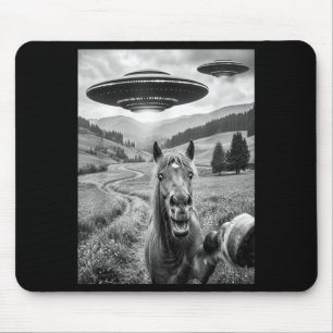 Pferd-Selfie mit Alien-UFO Lustiger Pferdeliebhabe Mousepad