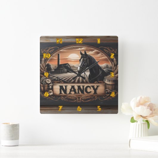 Pferd- und Bauernszene mit Namenschild bei Sonnenu Quadratische Wanduhr (Zuhause)
