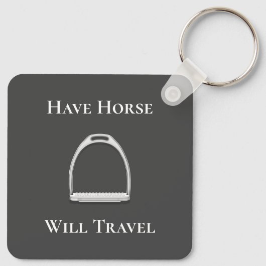 "Pferd wird reisen" Stirrup Eisen grau Schlüsselanhänger (Rückseite)