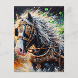 Pferd zieht eine Last von Kleeblättern Postkarte