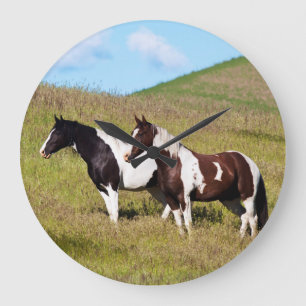 Pferde am Hang Große Wanduhr