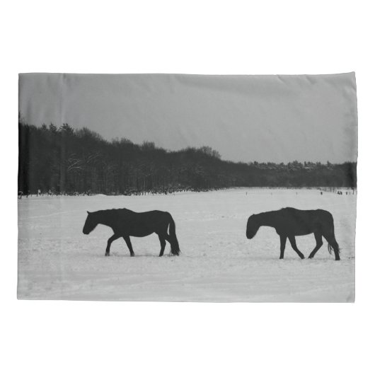 Pferde auf Schnee pccna Kissenbezug (Rückseite)