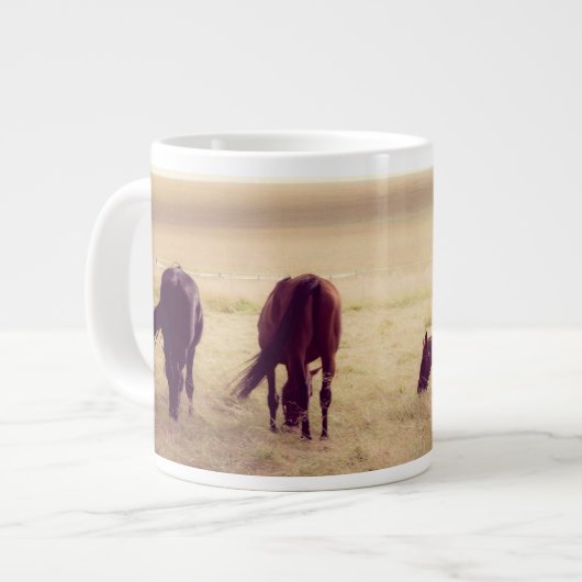 Pferde auf Weide Jumbo-Tasse (Vorderseite Links)
