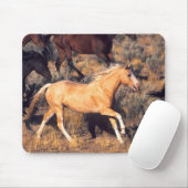 Pferde, die eine Ponderosa Ranch laufen Mousepad (Mit Mouse)