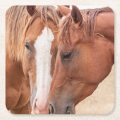 Pferde, die in einer Weide nass werden Rechteckiger Pappuntersetzer (Vorderseite)