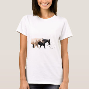 Pferde führen mit Pferden T-Shirt