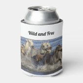 Pferde galoppieren im Wasser Dosenkühler (Kanne Vorderseite)