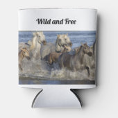 Pferde galoppieren im Wasser Dosenkühler (Vorderseite)