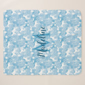 Pferde im Feld_Soft Blue Monogramed Blanket Sherpadecke (Vorderseite (Horizontal))