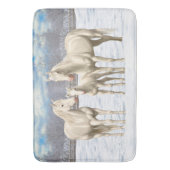 Pferde im Weißen Viertel im Schnee Badematte (Vorderseite Vertikal)