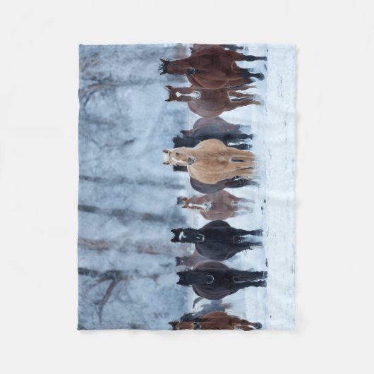 Pferde in der Kälte Fleecedecke (Vorderseite)