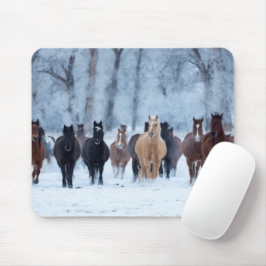 Pferde in der Kälte Mousepad (Mit Mouse)