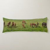 Pferde in der Weide Seitenschläferkissen (Vorderseite)