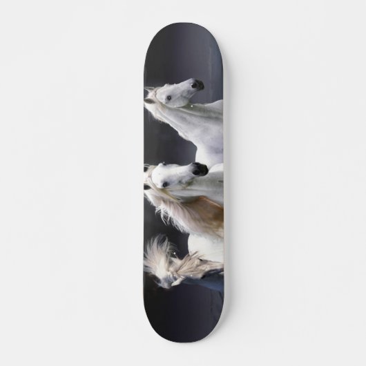 Pferde laufen Kissen Skateboard (Vorne)