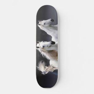 Pferde laufen Kissen Skateboard