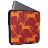 Pferde: Rote nahtlose Reittiere Schönheit. Laptopschutzhülle (Vorne Rechts)