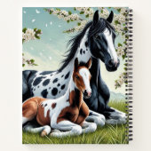 Pferde und Fohlen ruhen Amid blühende Bäume Notizblock (Rückseite)