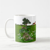 Pferde und Rotwild in der Wiese Kaffeetasse (Links)