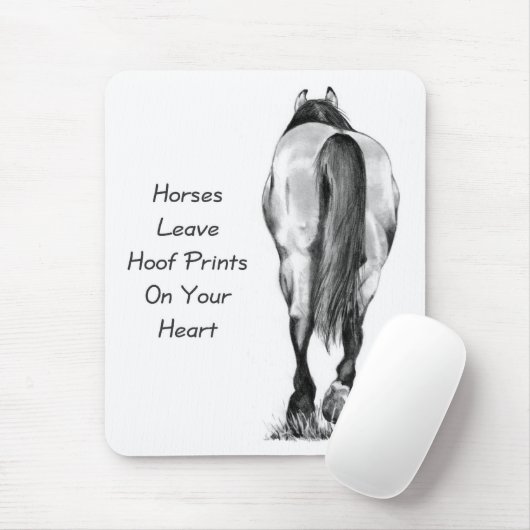 Pferde verlassen Hoofprints auf Ihrem Herzen: Mousepad