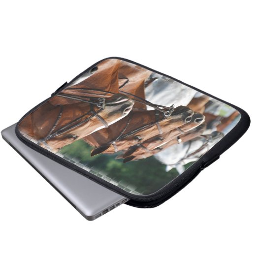 Pferdeartige Pferdeshow-Elektronik-Tasche Laptopschutzhülle (Vorne Knopf)