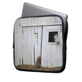 Pferdedas haften gehen heraus Scheunen-Fenster Laptopschutzhülle (Vorderseite Links)