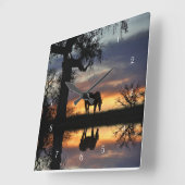 Pferdeeiche und Reflektion im Teich Quadratische Wanduhr (Winkel)