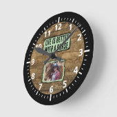 Pferdefreund 1 Foto schwarz grün rustikal Runde Wanduhr (Winkel)