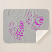 PferdeGirl Lila mit Pferdekopf-Schriftart Sherpadecke (Vorderseite (Horizontal))