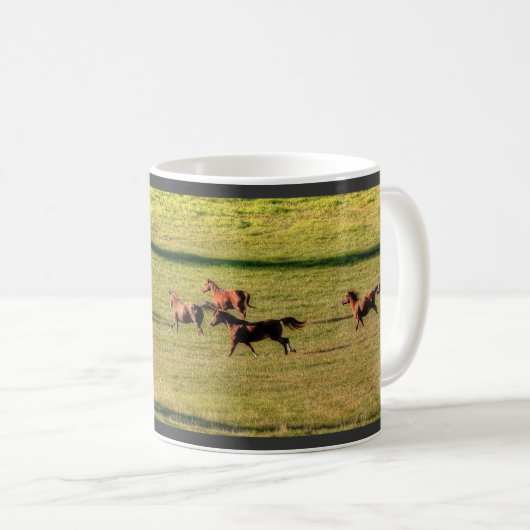 Pferdeherde auf einem Reittier-Foto Kaffeetasse (VorderseiteRechts)