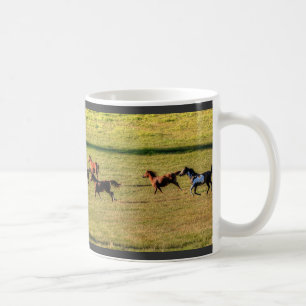 Pferdeherde auf einem Reittier-Foto Kaffeetasse