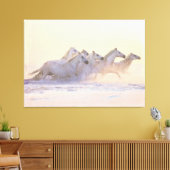 Pferdeherde, die auf der Beach Canvas Print Leinwanddruck (Insitu (Wohnzimmer))