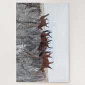 Pferdeherde, die in Winterschnee laufen Puzzle (Vertikal)