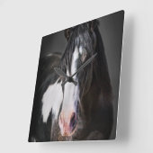 Pferdeporträt II Quadratische Wanduhr (Winkel)