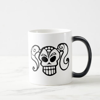 Pferdeschwanz-Schädel-Mädchen-verwandelnde Tasse