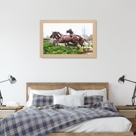 Pferdestatue Leinwanddruck (Insitu (Schlafzimmer))