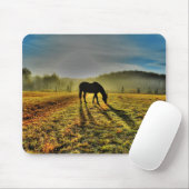 Pferdeweiden bei Sonnenaufgang im Foto des Misty F Mousepad (Mit Mouse)