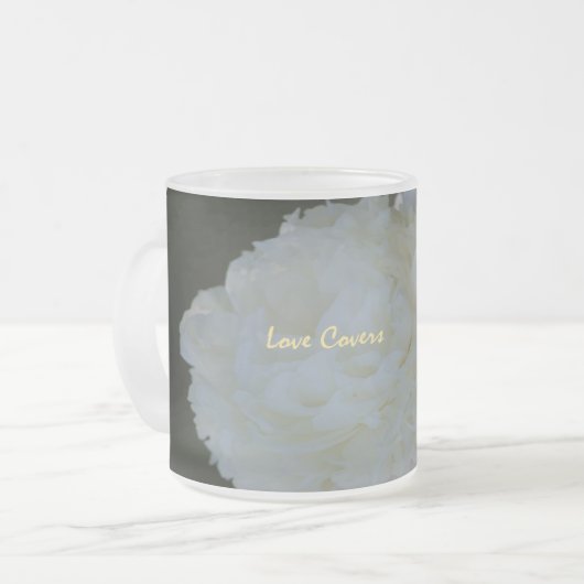 Pfingstrosen-Blumen-Liebe bedeckt mattierte Mattglastasse (Vorderseite Links)