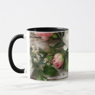Pfingstrosen und verwittertes Holz Tasse