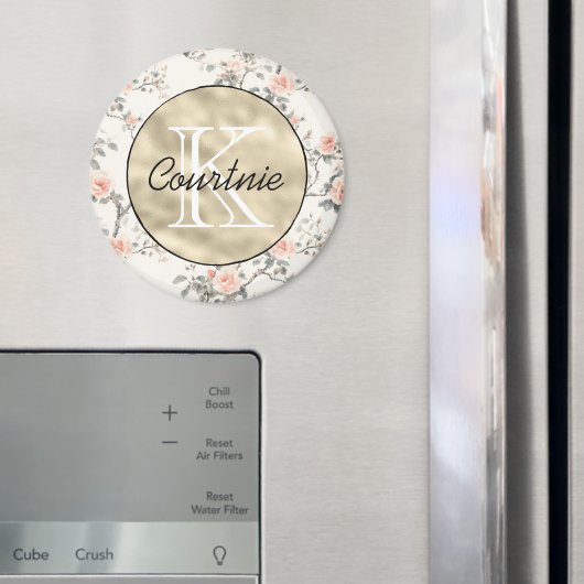 Pfirsich Creme Florales Gold Monogramm Magnet (In Situ (Kühlschrank))